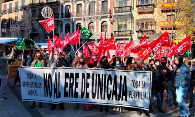 Nuevo seguimiento masivo de la plantilla de Unicaja de CLM a la segunda jornada de huelga convocada en la entidad